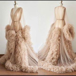 Tulle, Sheer Robe in color ‘Skin’